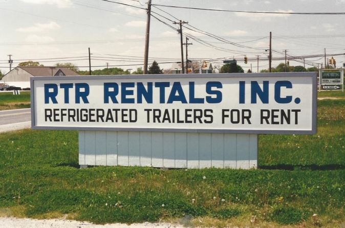 RTR Rentals Signage